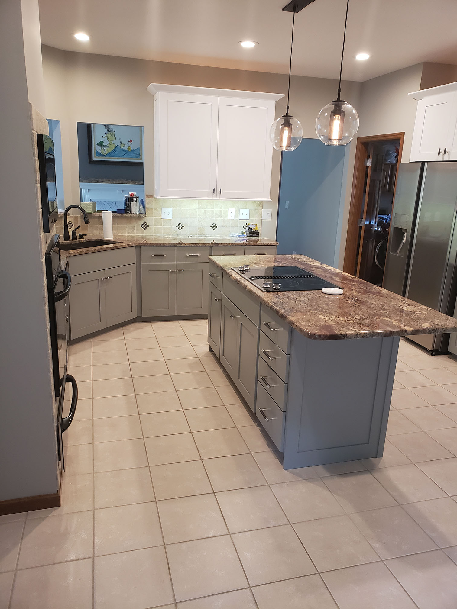 Contrasting kitchen cabinet colors with custom hardware - Professional Wood Interiors